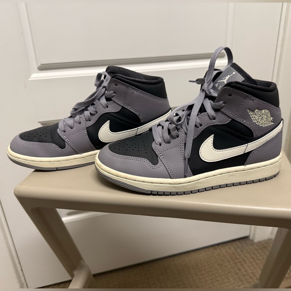 Nike Air Jordan 1 Mid - cement gray - size 6.5 - Picture 3 of 10